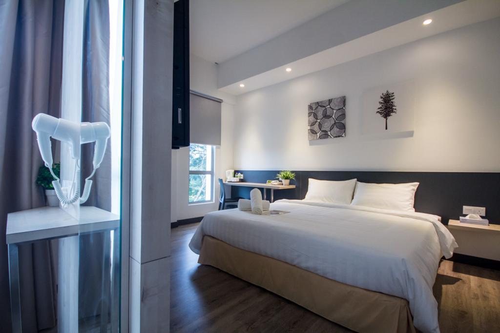 Fuller Hotel Кулим Екстериор снимка