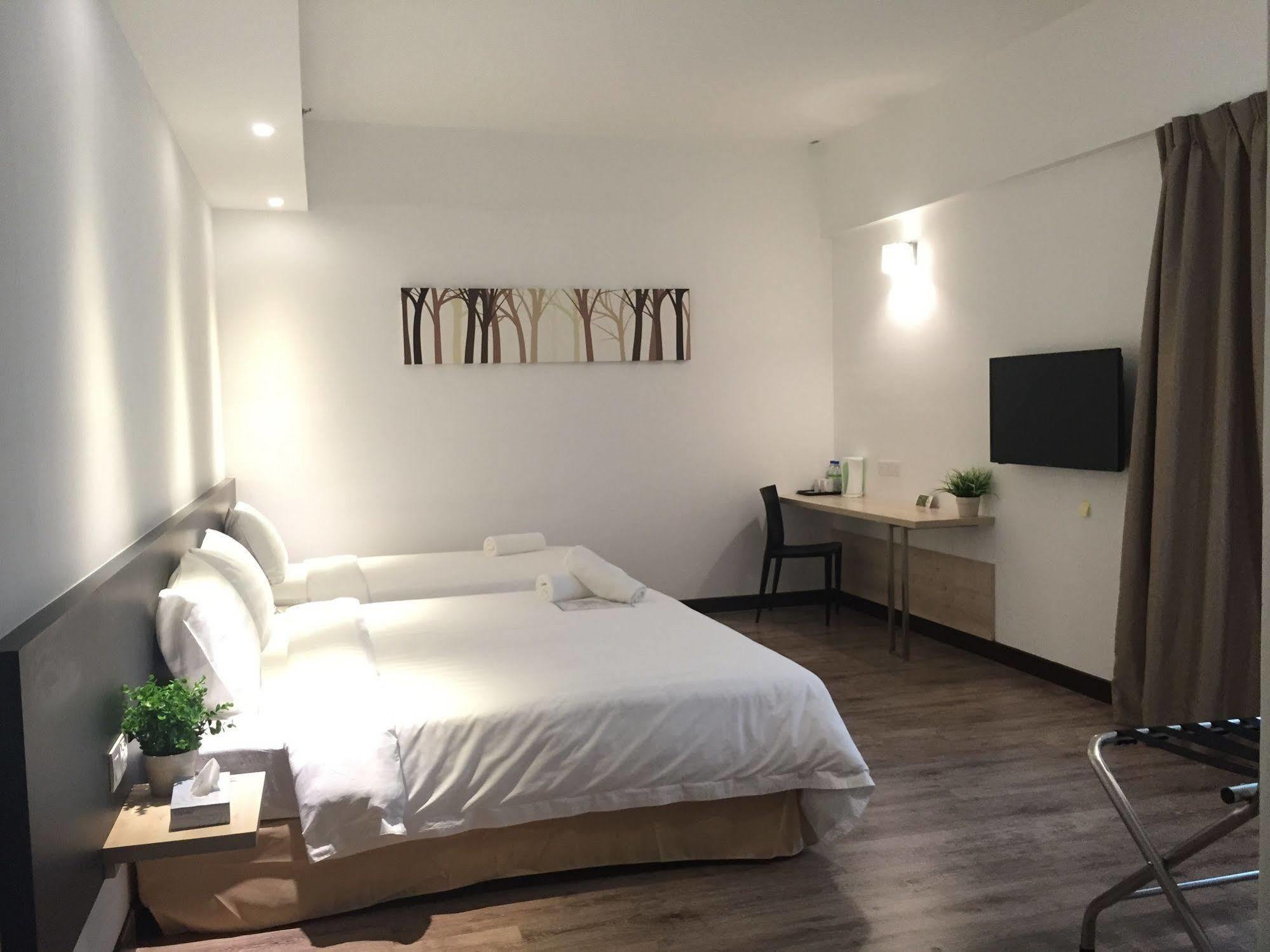 Fuller Hotel Кулим Екстериор снимка
